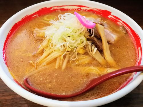 さんぱち本店 北海道札幌市 味噌ラーメン ラーメン 美味らぼ