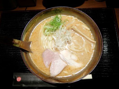 海老で鯛を釣る麺堂 神楽@中区【プレオープン:濃厚海老白湯ラーメン】
