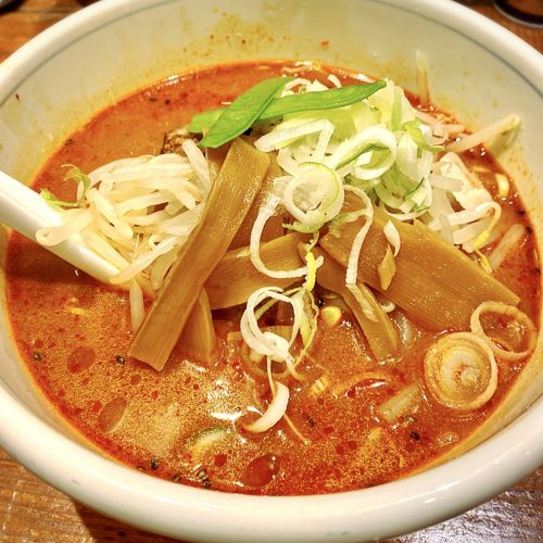 ラーメン:【赤坂】深夜の締めにも!美味しい濃厚”味噌ラーメン”がいただけるおすすめのお店|赤坂一点張 - 吉祥寺グルメで生きている元芸能MGごろりのグルメブログ