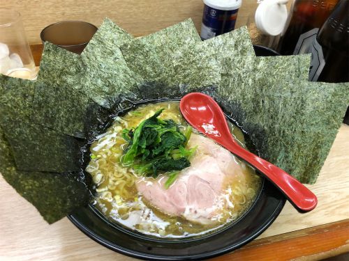 相模大野ラーメン食堂がんやでゆっくりキングダムな夜!!トッピング海苔の映えっぷりが半端ない!! - クッキング父ちゃん食べ歩き食レポブログ